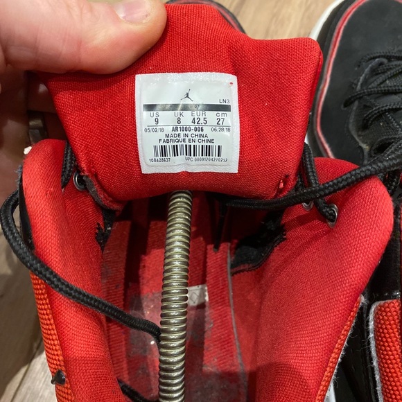 Air Jordan Courtside 23 Basketball Gym Red Black White Size 8 - Picture 8 of 12